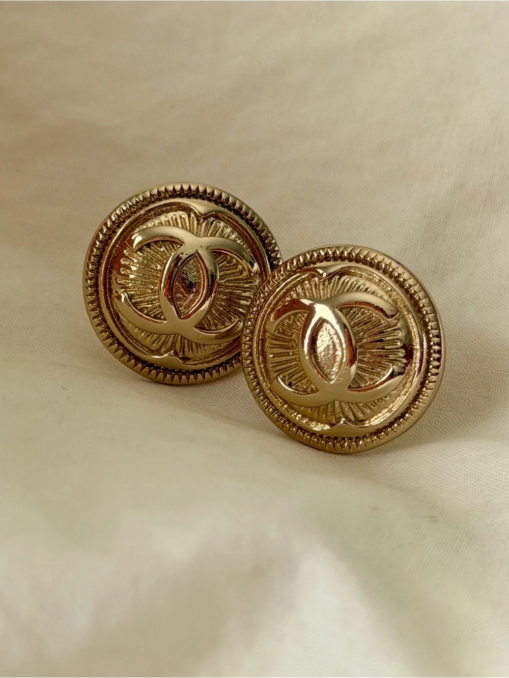 CHANEL Gold Round Interlocking CC Button Earrings